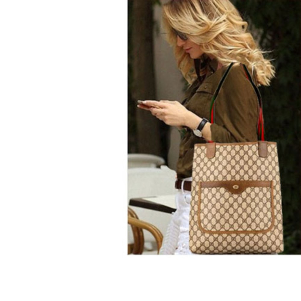 Gucci GG Large Sherry Line Supreme Tote Bag Coated Canvas